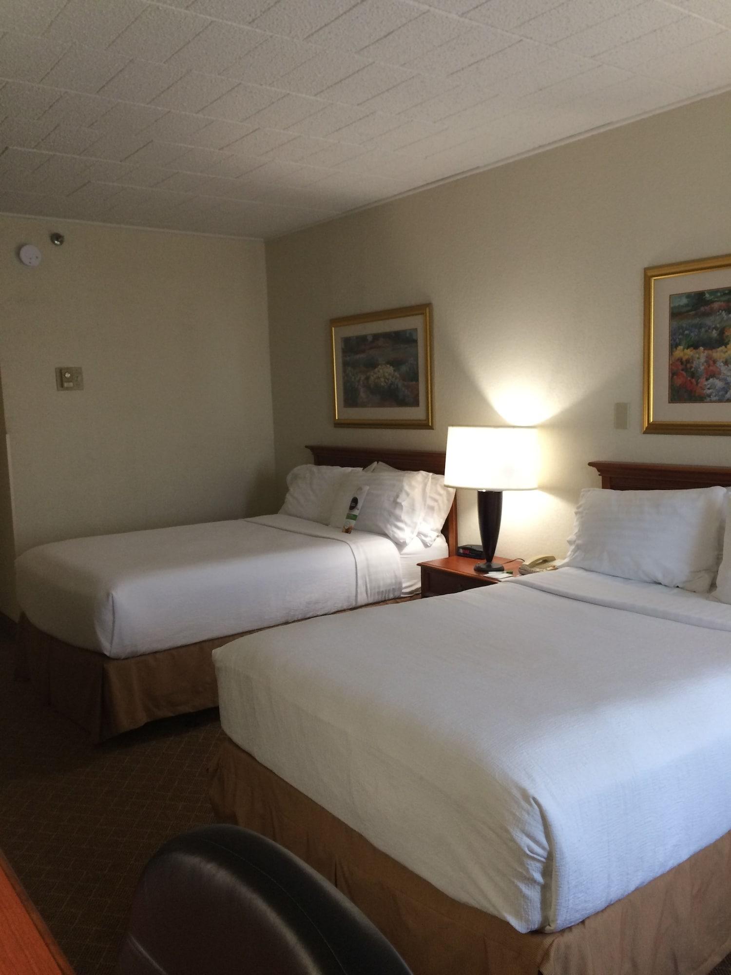 Clarion Inn Frederick Event Center Extérieur photo