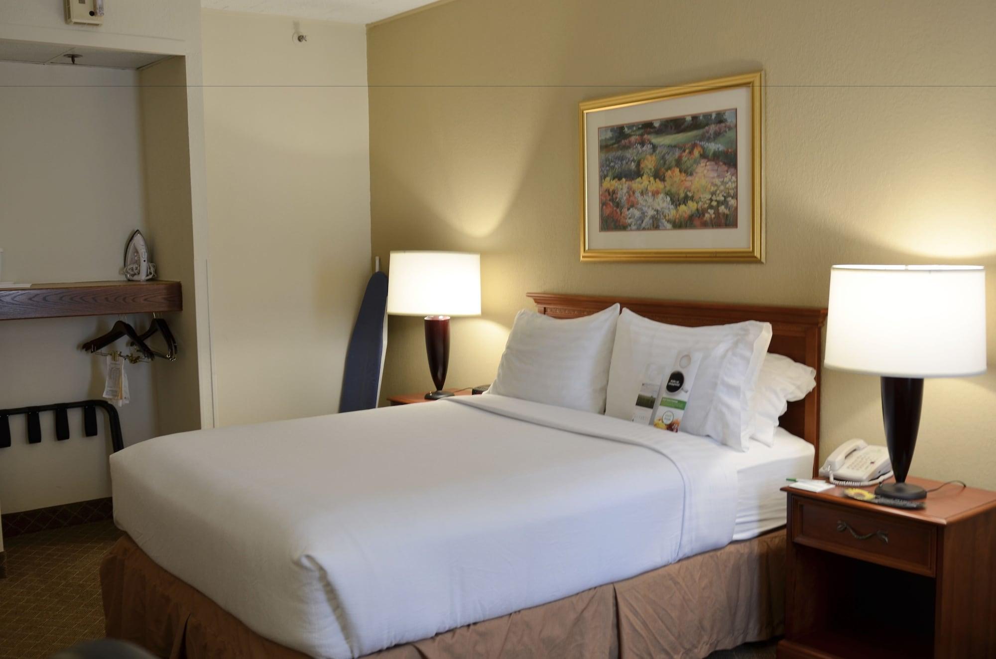 Clarion Inn Frederick Event Center Extérieur photo