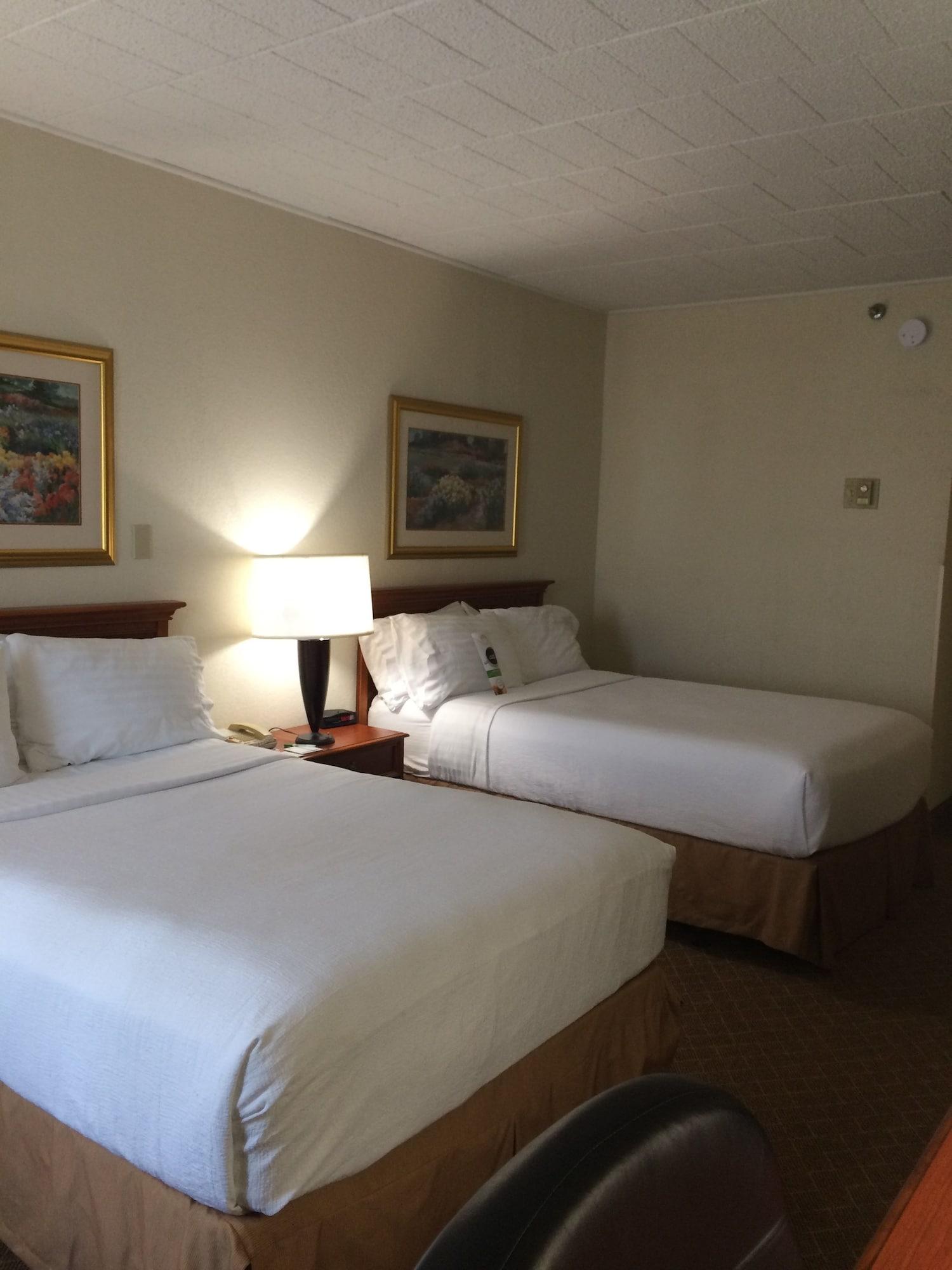 Clarion Inn Frederick Event Center Extérieur photo