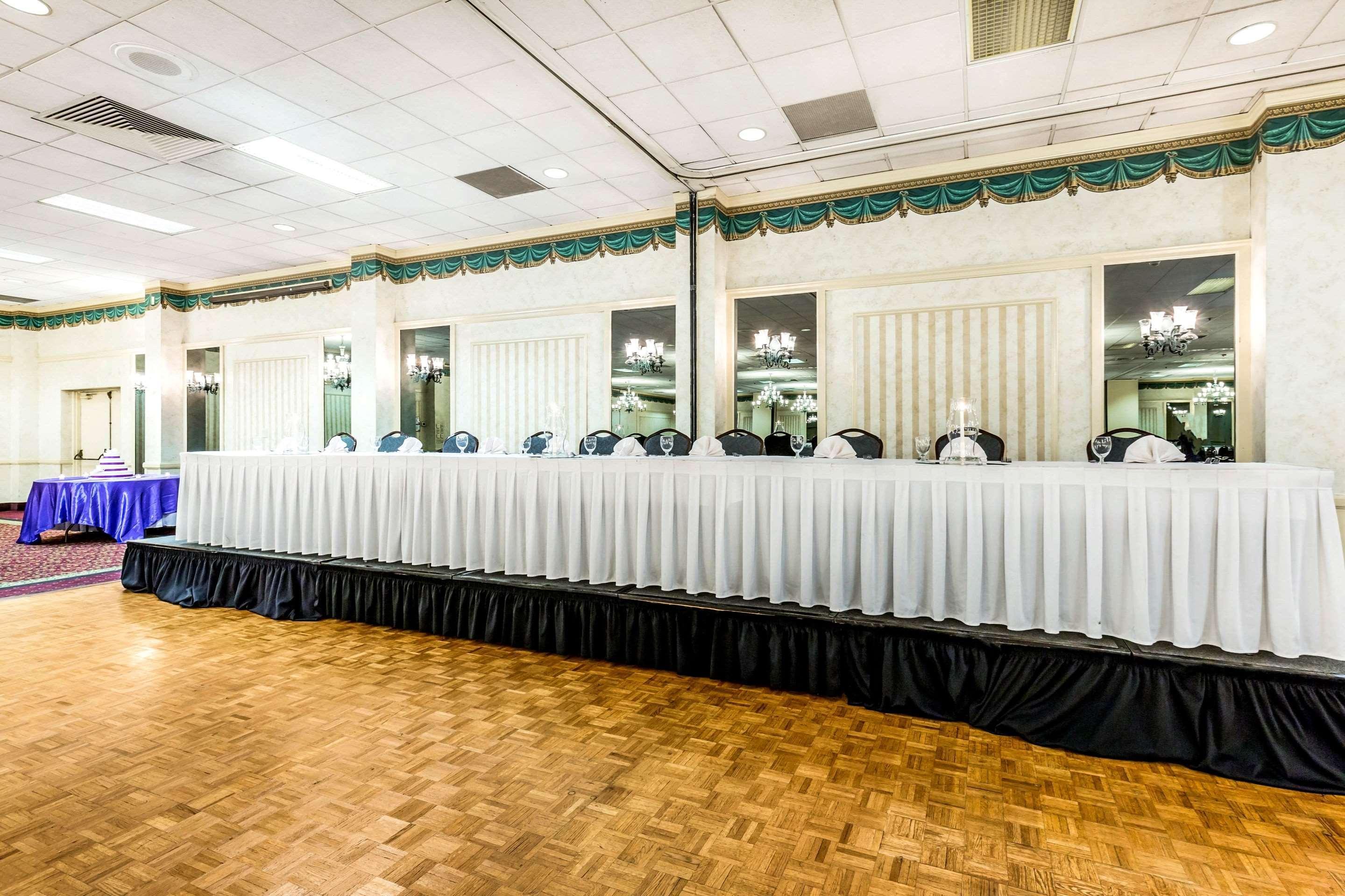 Clarion Inn Frederick Event Center Extérieur photo