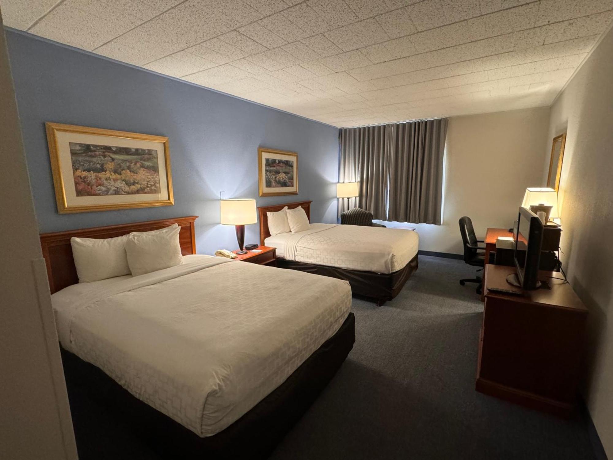 Clarion Inn Frederick Event Center Extérieur photo